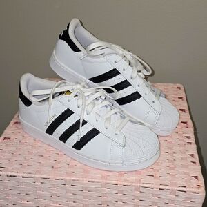 ADIDAS SUPERSTAR sneakers
